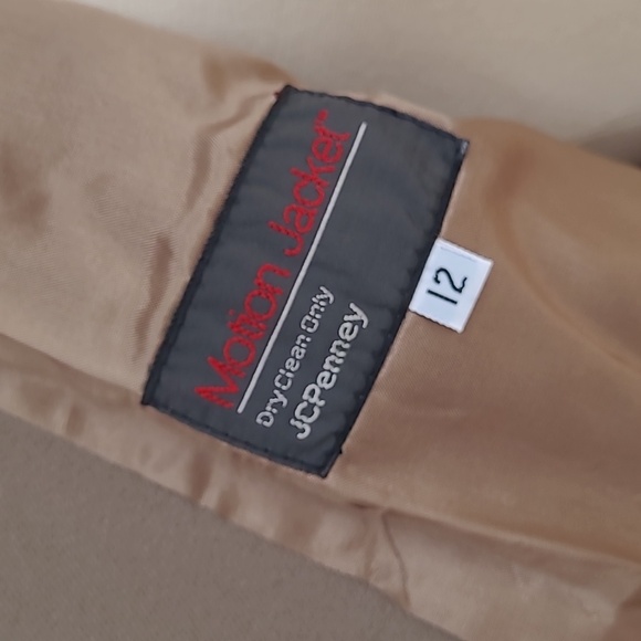 Vintage Taupe Brown 3 pc Polyester Business Suit Set Blazer Skirt Pants - Picture 11 of 11